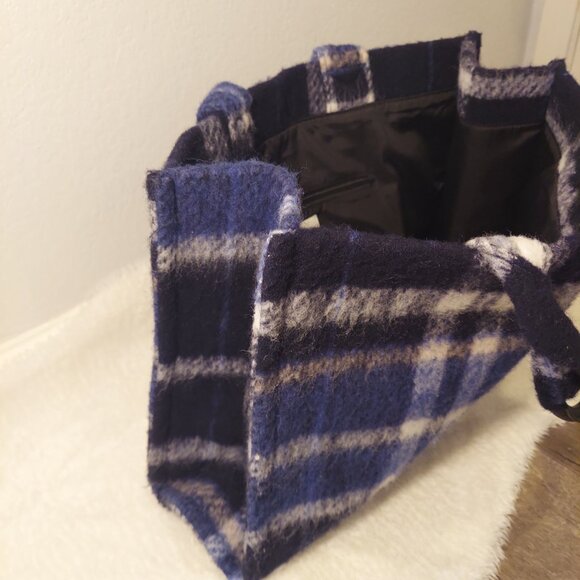 H&M Plaid Wool Tote Bag – Blue, Navy & White Check | Cozy Winter Purse - Picture 7 of 7